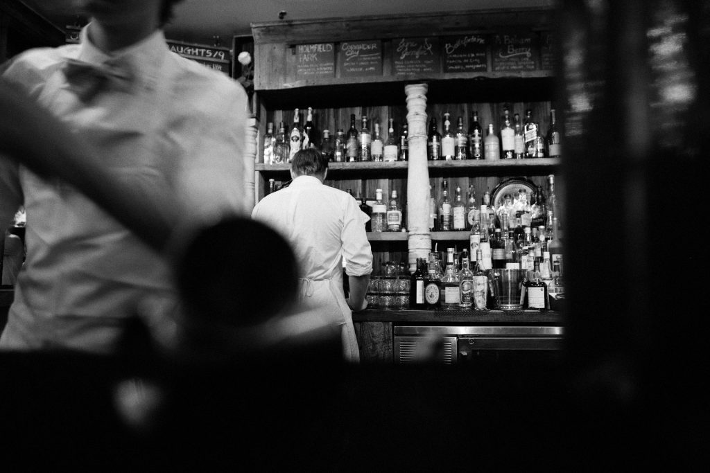 Estos son algunos de los bares más cool de Londres. / Life-Of-Pix. / Pixabay.